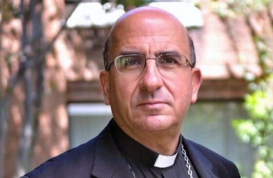 Vaticano designa a alumni y académico UC Monseñor Fernando Chomalí como Arzobispo de Santiago