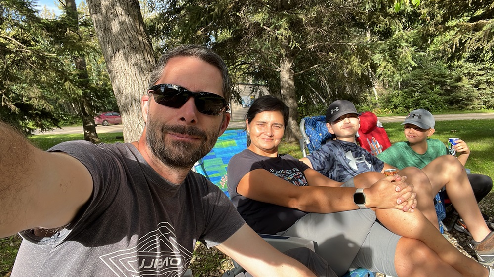 Fotografía selfie de una familia